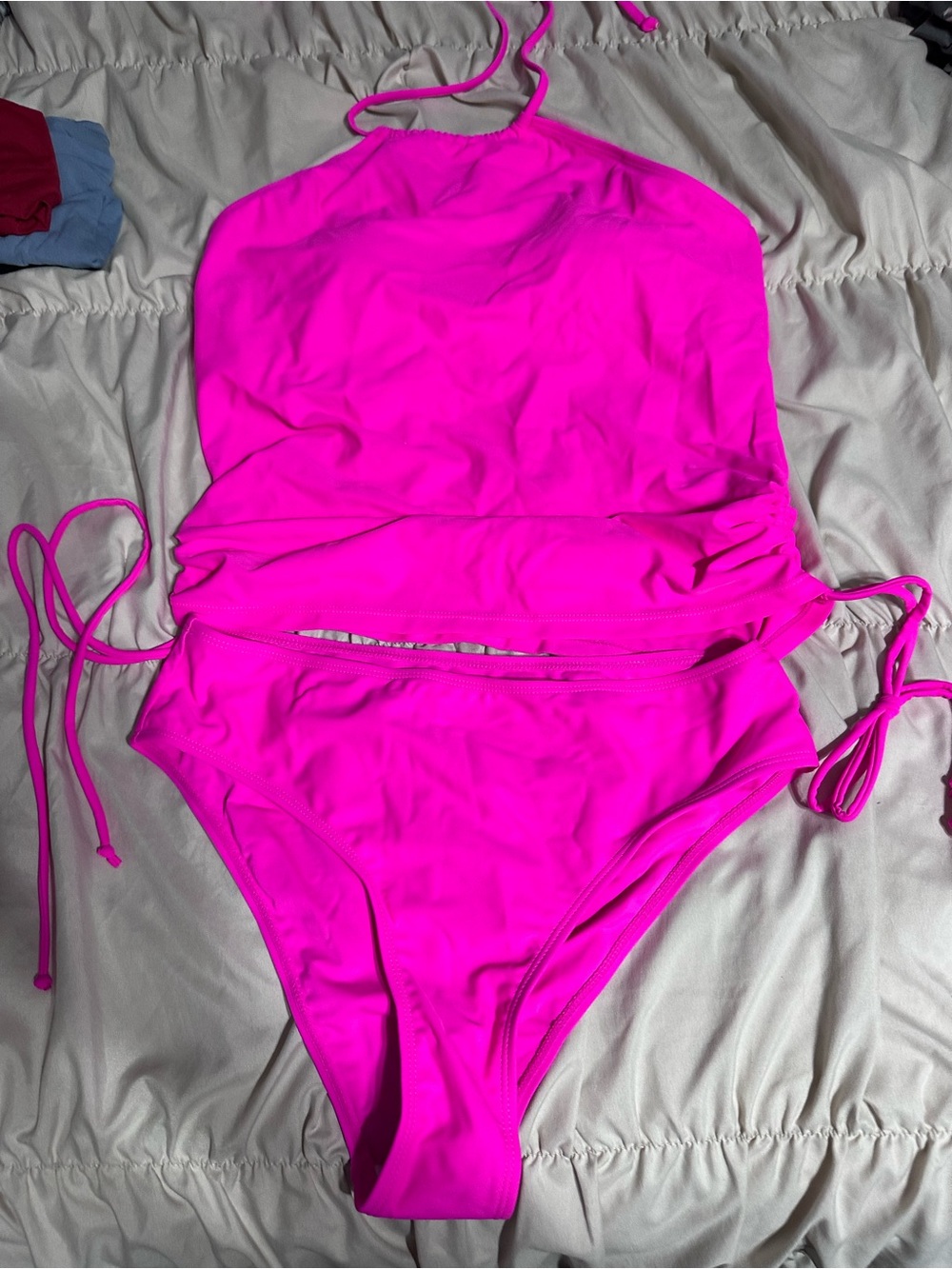 New Women’s size medium  Bright Pink Halter two Piece Swimsuit